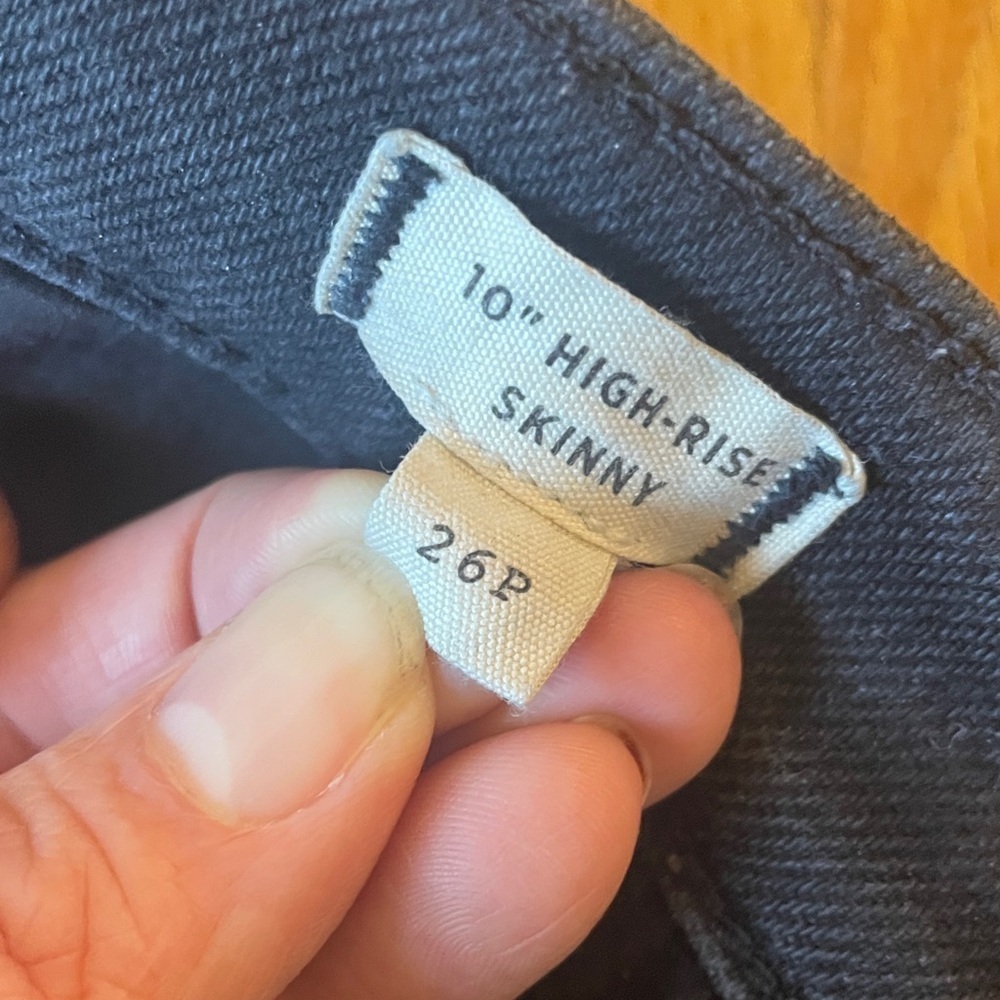 Classic Black Women's Jeans - Picture 6 of 8